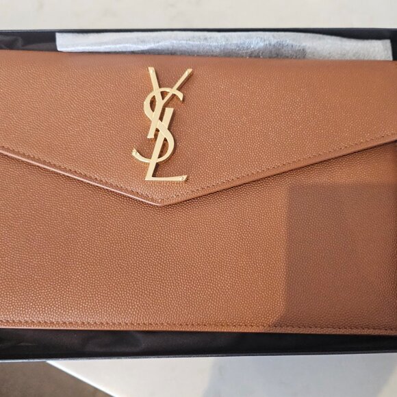 YSL - SAINT LAURENT UPTOWN  POUCH - MEDIUM - COLOR BRICK - Picture 3 of 9